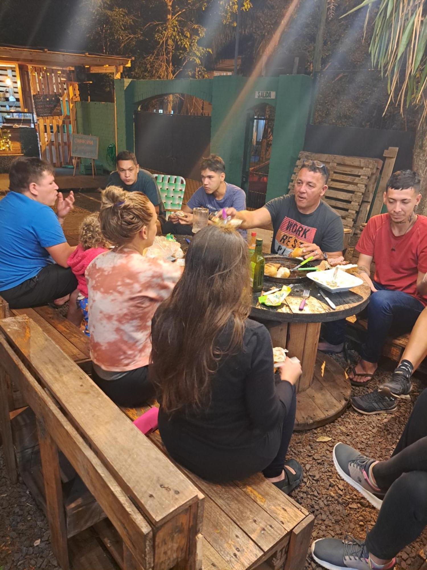 Benteveo Hostel Iguazu Puerto Iguazú Eksteriør billede